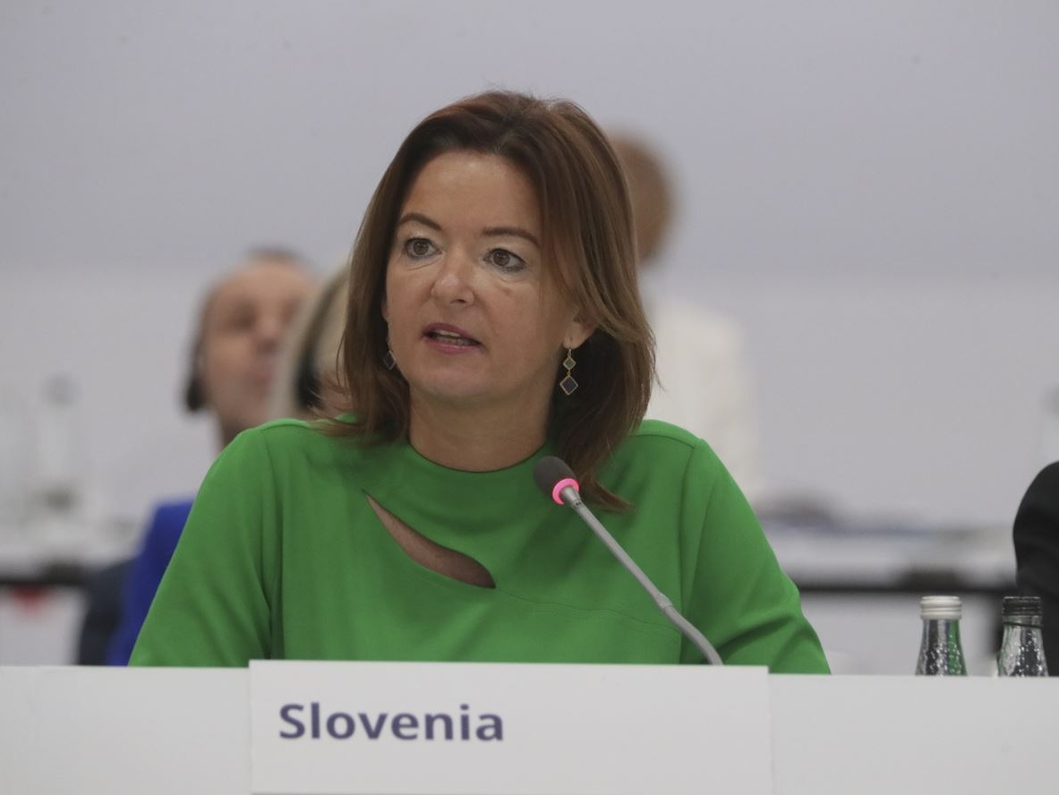 Slovenia sotto i riflettori: la ministra degli Esteri Tanja Fajon chiede la fine degli abusi sui lavoratori stranieri