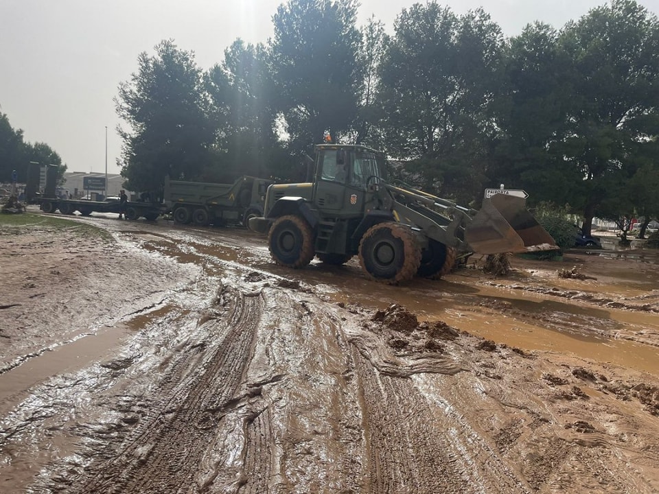 Alluvione in Spagna: fango, insulti e vergogna sui monarchi e sul governo