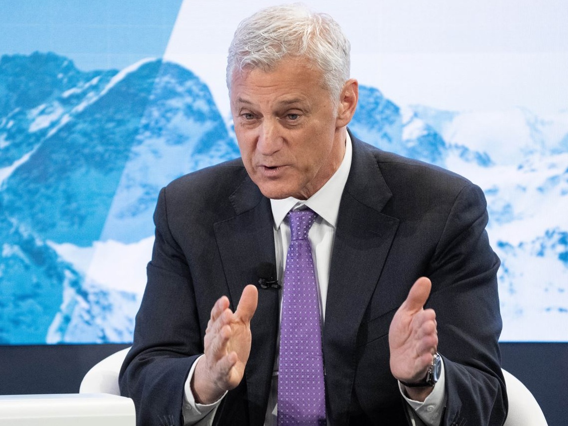 La giustizia americana accusa Standard Chartered di transazioni miliardarie per gruppi terroristici