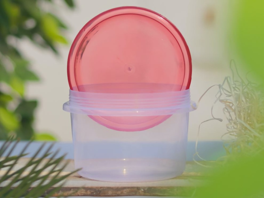 Usa: venti di crisi su Tupperware e le azioni vanno a picco