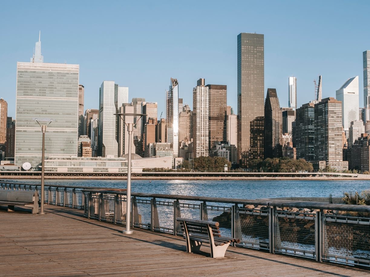 Stati Uniti: la pandemia ha accorciato di 1,5 anni l'aspettativa di vita