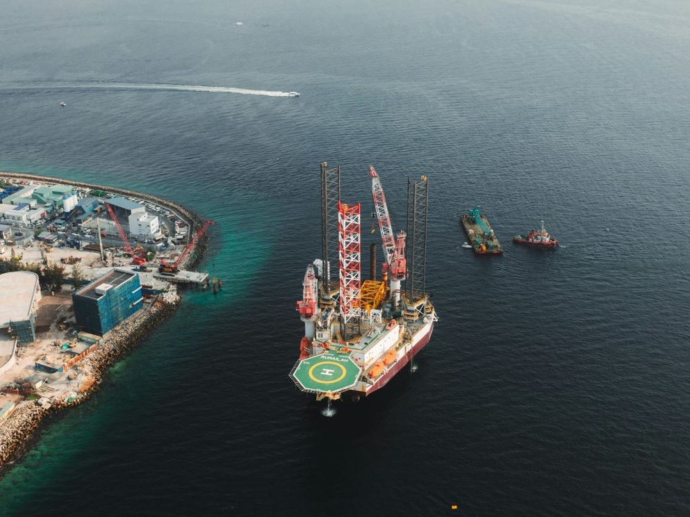 L’AI rivoluziona l’industria petrolifera: trivellazioni più rapide e costi ridotti