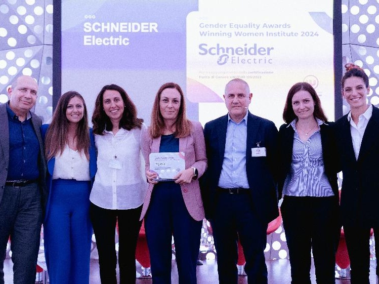 Schneider Electric Italia ha ottenuto la Certificazione per la Parità di Genere