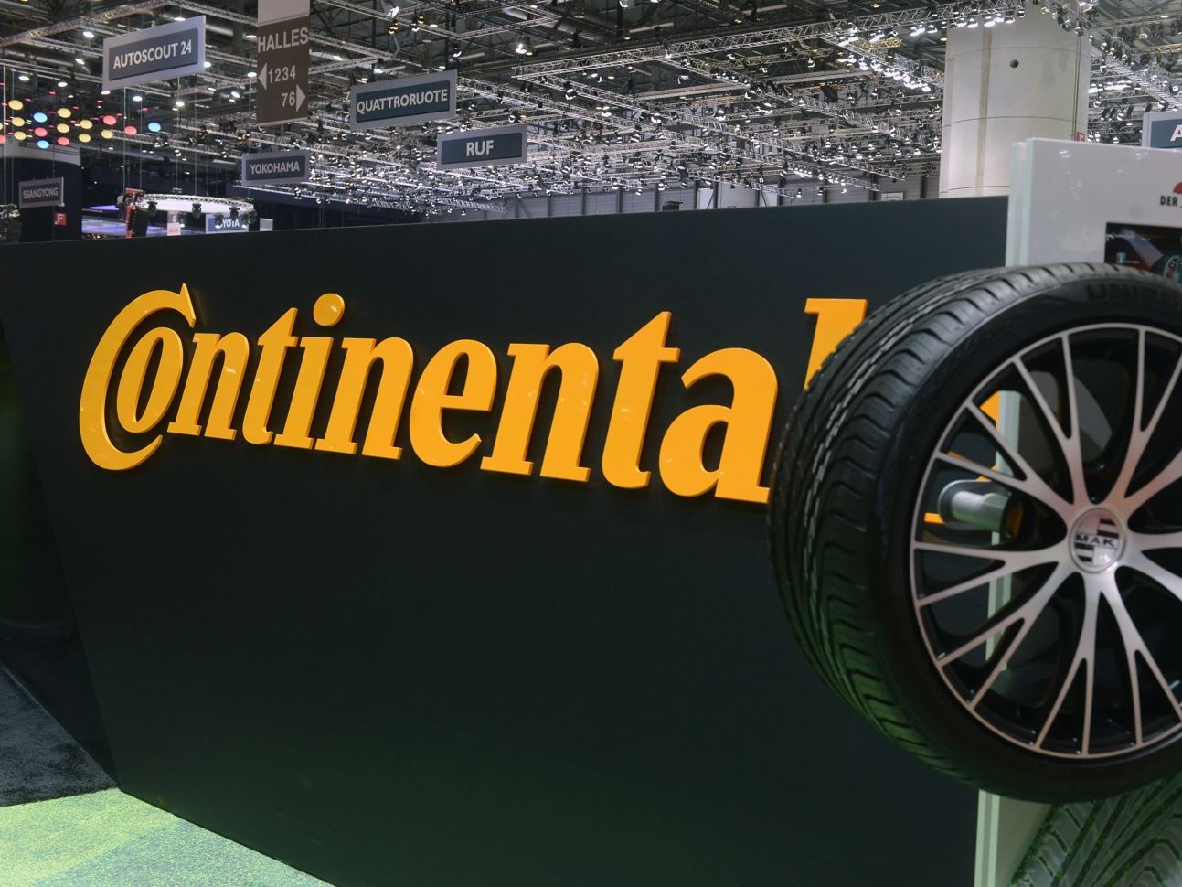 Germania: Continental annuncia migliaia di licenziamenti in tutto il mondo