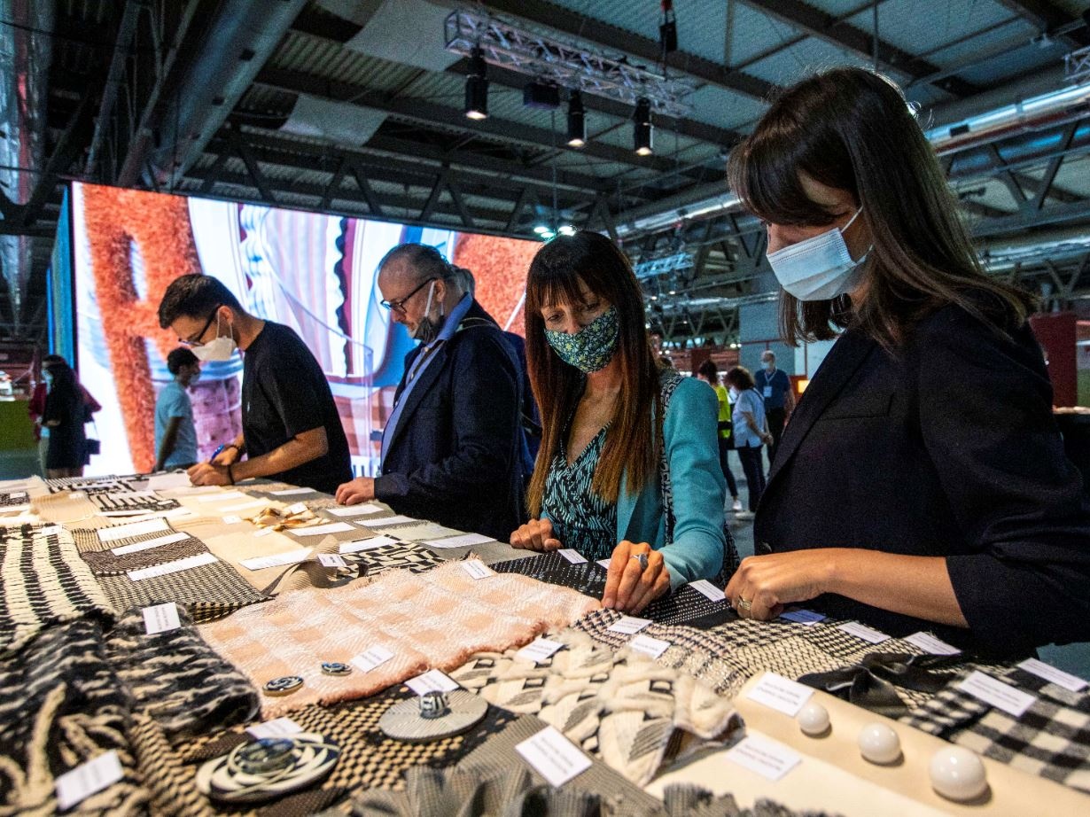 Ma la mascherina può davvero diventare una moda?