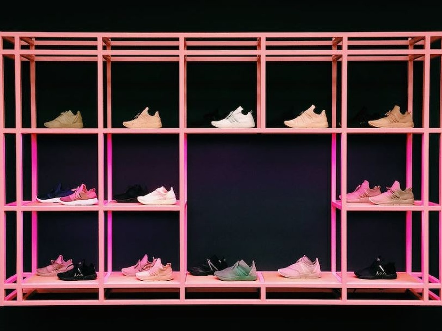 7 tendenze delle scarpe Spring 2023 che vedrai ovunque (inizia a fare spazio nell’armadio)