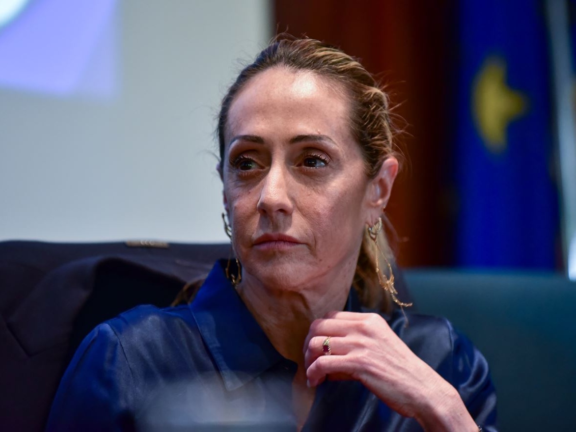 Governo: tira brutta aria quando si comincia a parlare di complotti