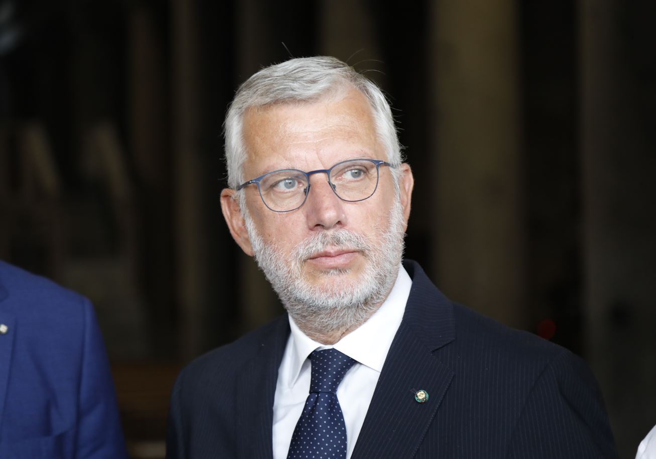 Cena, Audio, Romanisti, Intrighi, Colle