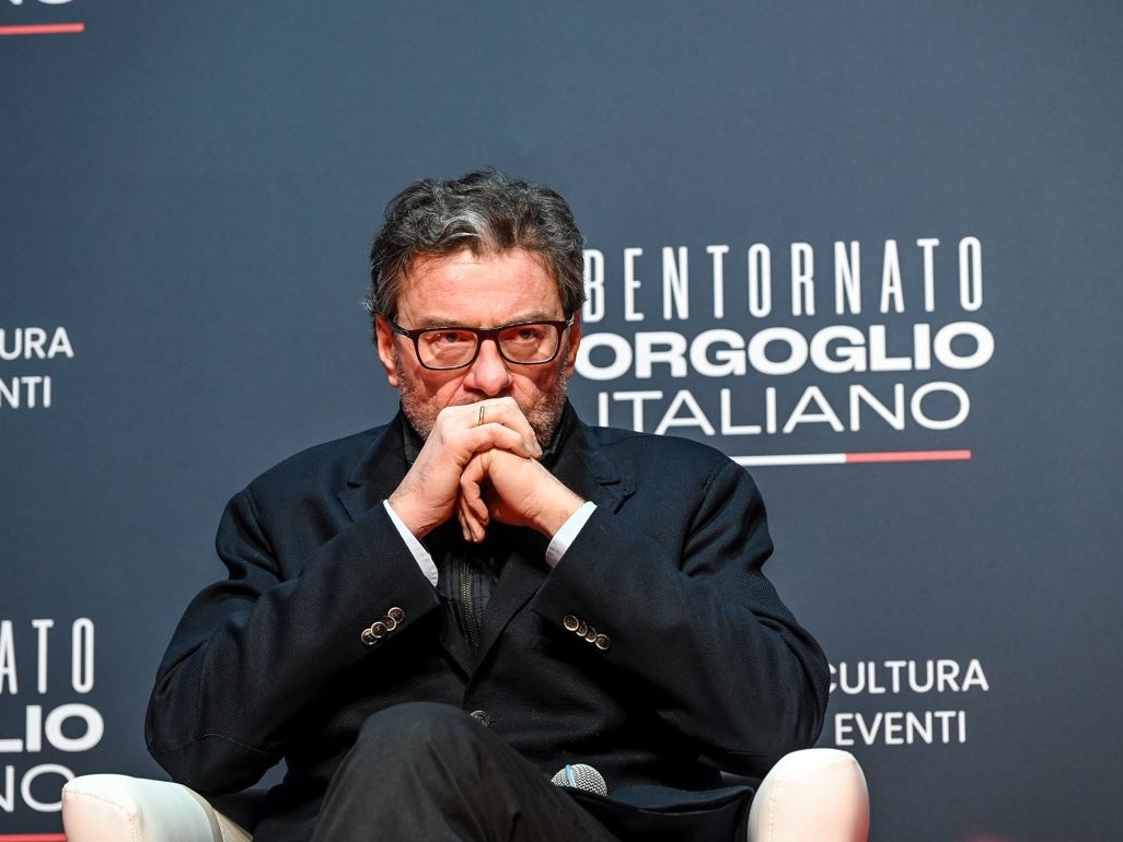 Patto di stabilità: l'Italia firma, sullo sfondo dell'asse politico Parigi-Berlino