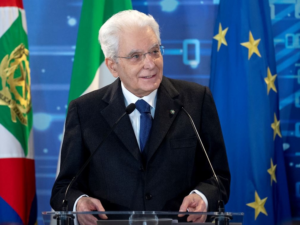 Giornata nazionale delle vittime del Covid, Mattarella: Ci inchiniamo alla memoria