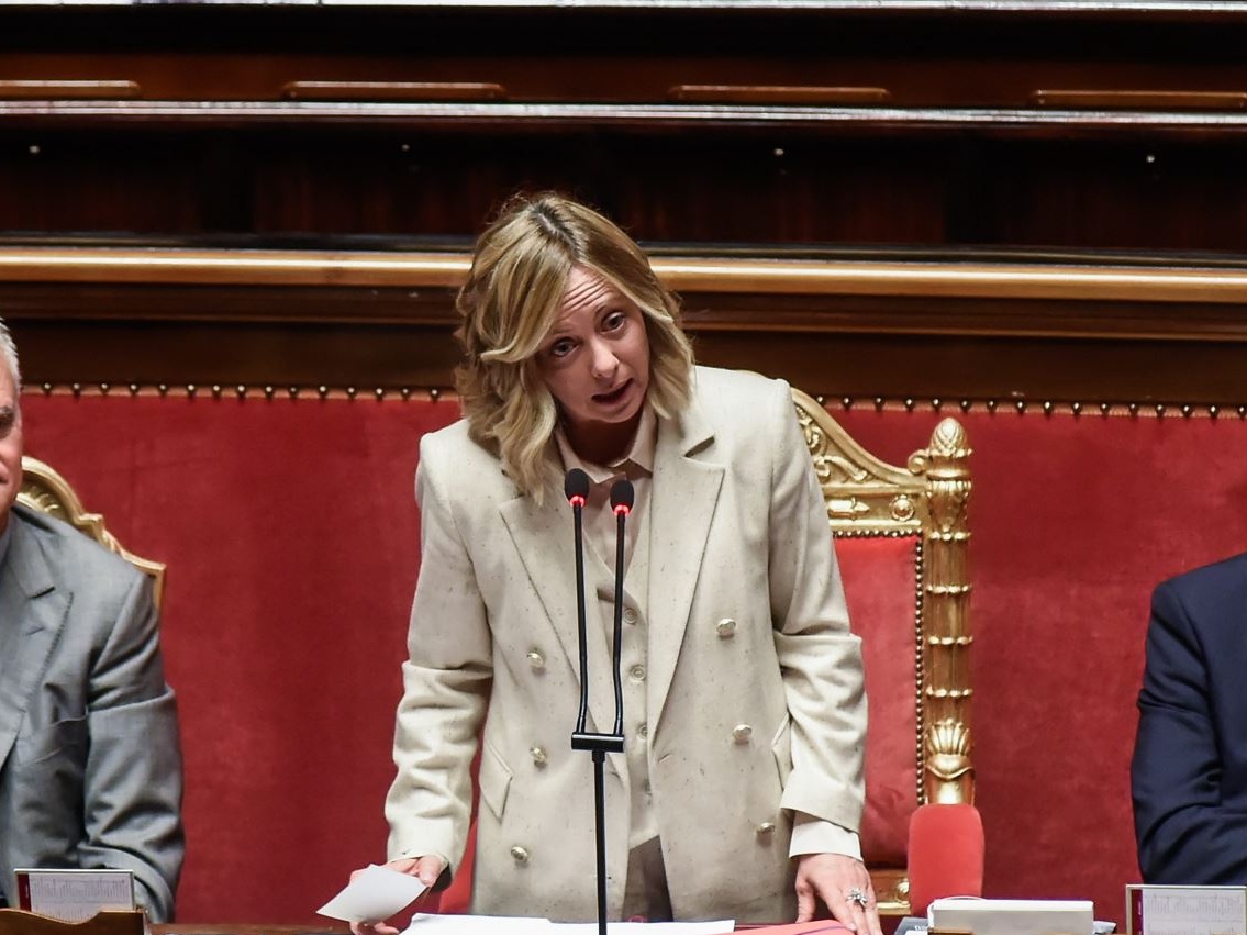 La tenuta del governo Meloni: due anni e mezzo di legislatura e una nuova sfida istituzionale