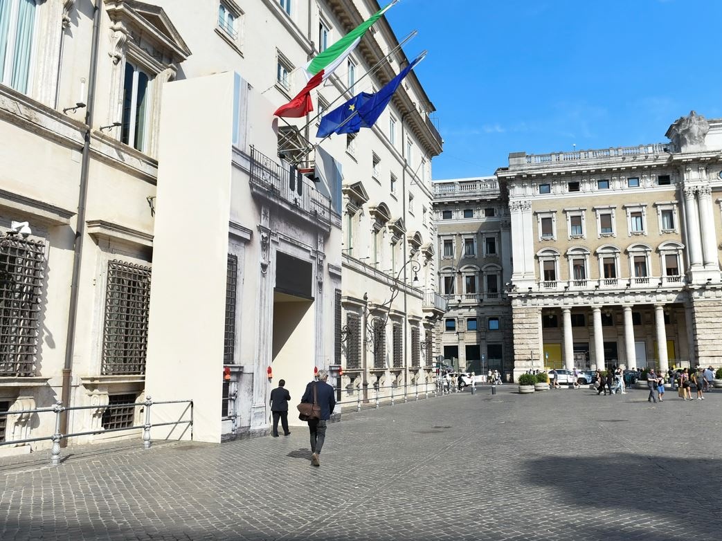 Industria 5.0, la strategia del governo per evitare il panico da dazi: incontro a Palazzo Chigi con le imprese