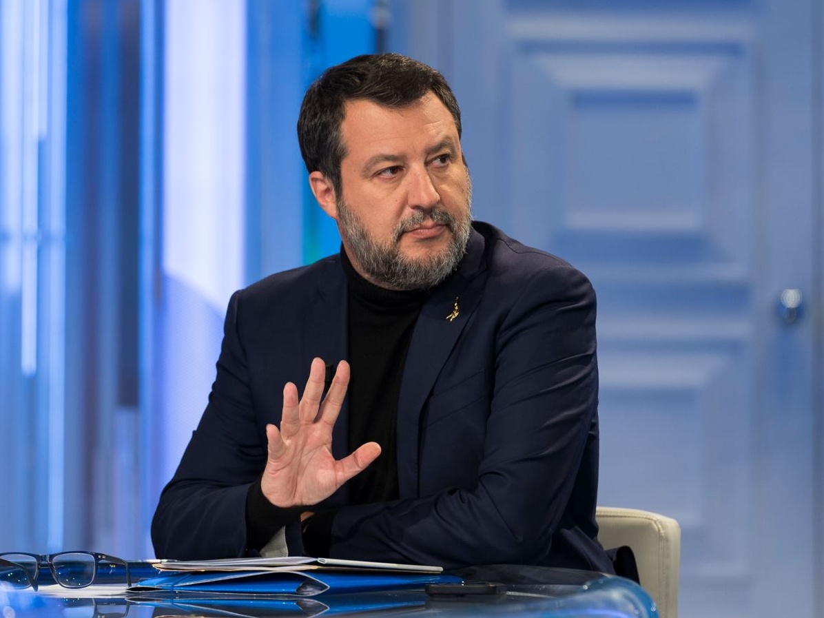 Governo: Cdm a Palazzo Chigi senza Salvini, che vola a Madrid per il summit dell’ultradestra europea