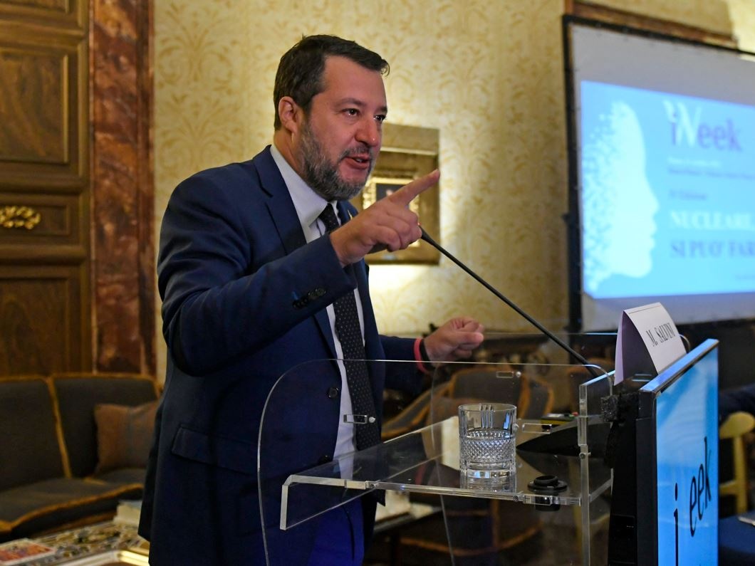 Dopo il Ponte, la Giustizia e l'immigrazione, ora tocca al nucleare: chi fermerà l'irrefrenabile Salvini?
