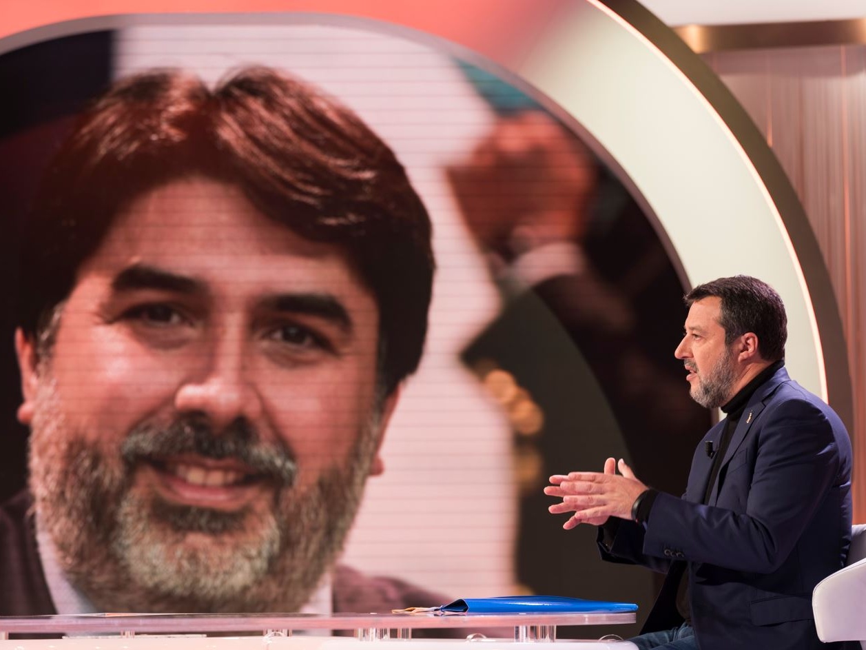 Regionali Sardegna - La procura di Cagliari azzoppa Solinas e risolve i problemi politici di Salvini