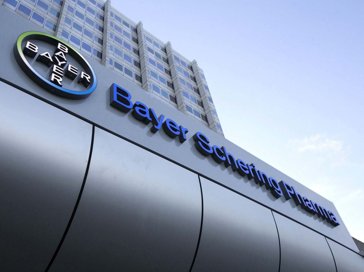 Bayer, via libera Ue a Lynkuet: arriva una nuova leva di mercato per i trattamenti non ormonali della menopausa