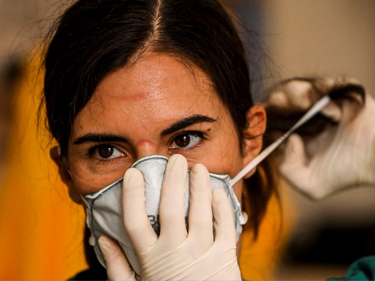 Pandemia: la tardiva percezione del dramma da parte dei media