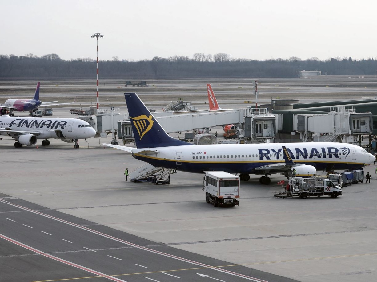 Aeroporto di Bologna, prima azienda in Italia a certificare i dipendenti Ambasciatori di sostenibilità