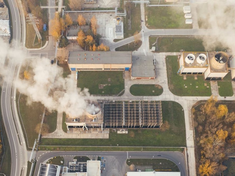 Neutralità climatica, rapporto annuale Net Zero Tracker: solo il 4% delle grandi aziende la persegue