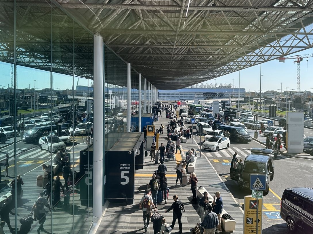 55.000 pannelli in silicio: inaugurata la Solar Farm all'aeroporto di Roma Fiumicino