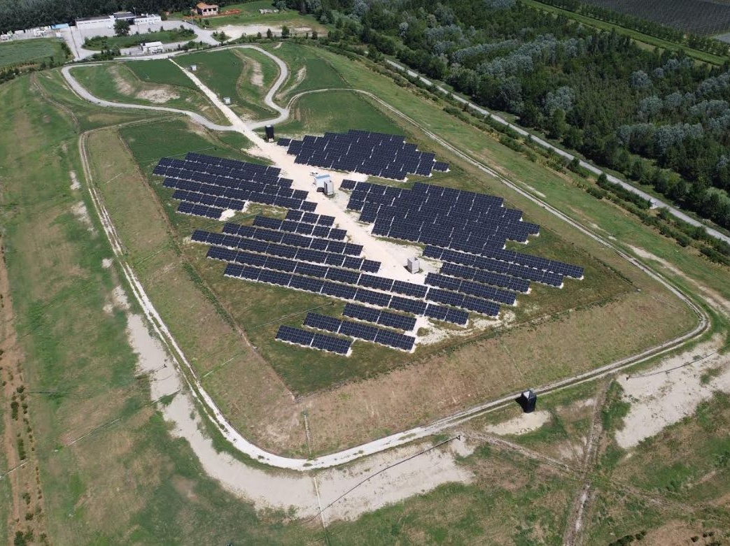 Dai rifiuti alla produzione di energia da fonti rinnovabili: Hera dà nuova vita alla discarica di Galliera