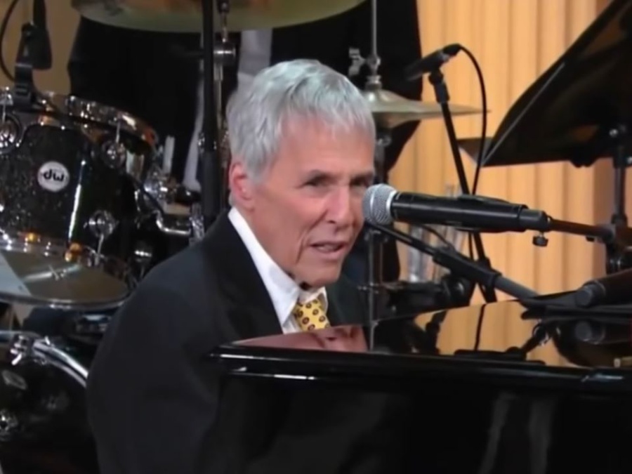 Musica: è morto Burt Bacharach, ha scritto una colonna sonora lunga due secoli