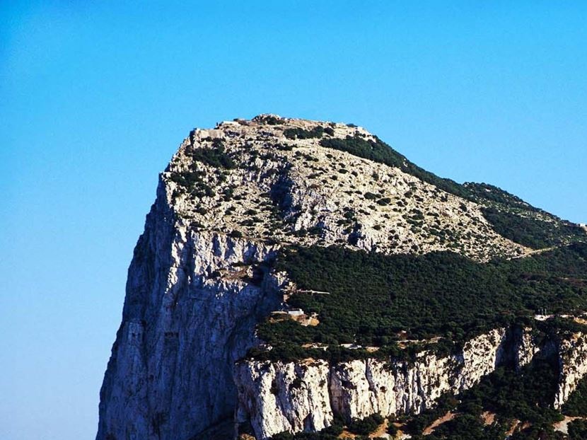 Pérez-Reverte racconta l'eroismo degli incursori italiani di Gibilterra