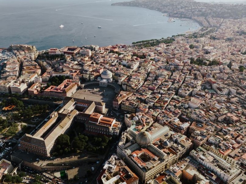 Napoli, scoperta rara chiesa medievale in uno scavo clandestino