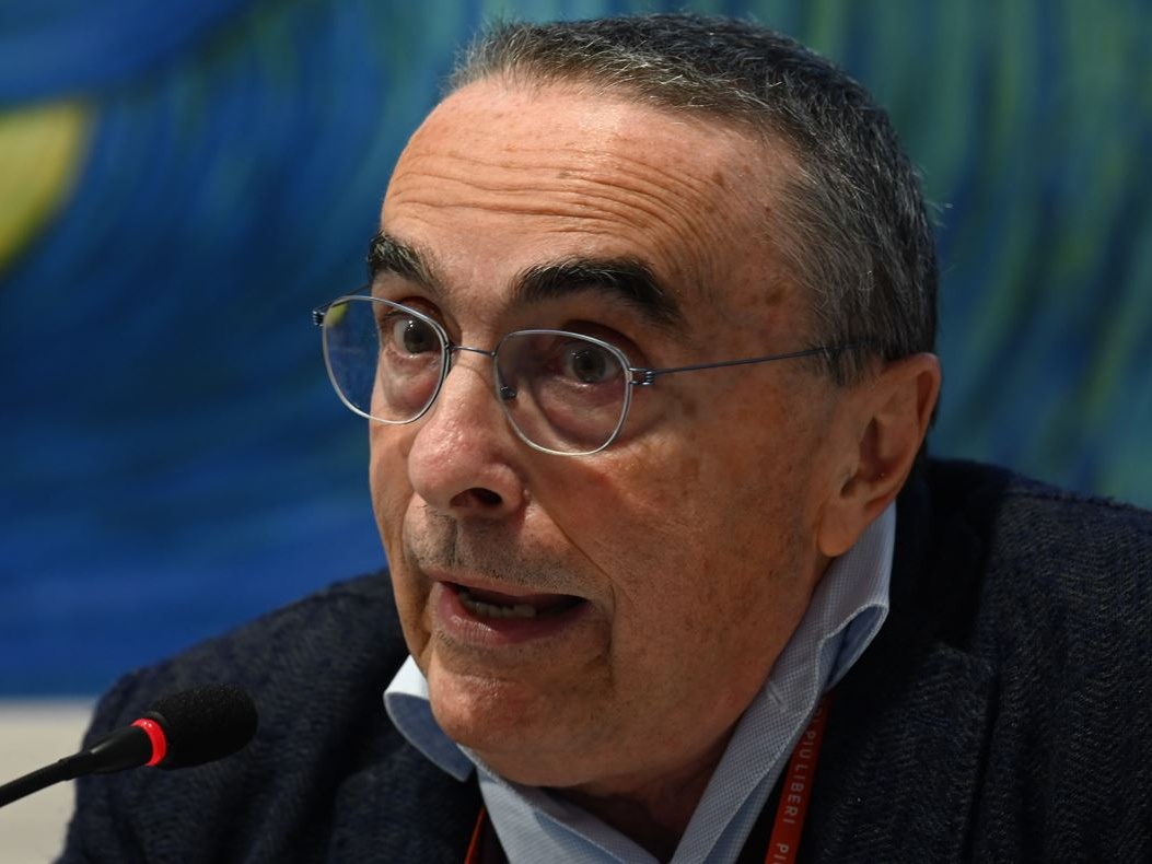 AIE e Più Libri Più Liberi: Editoria alla conquista del 17% degli italiani che legge solo online