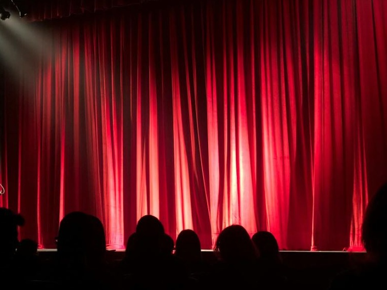 Roma, i piccoli teatri tra cultura e sopravvivenza. Il bando che prova a salvarli