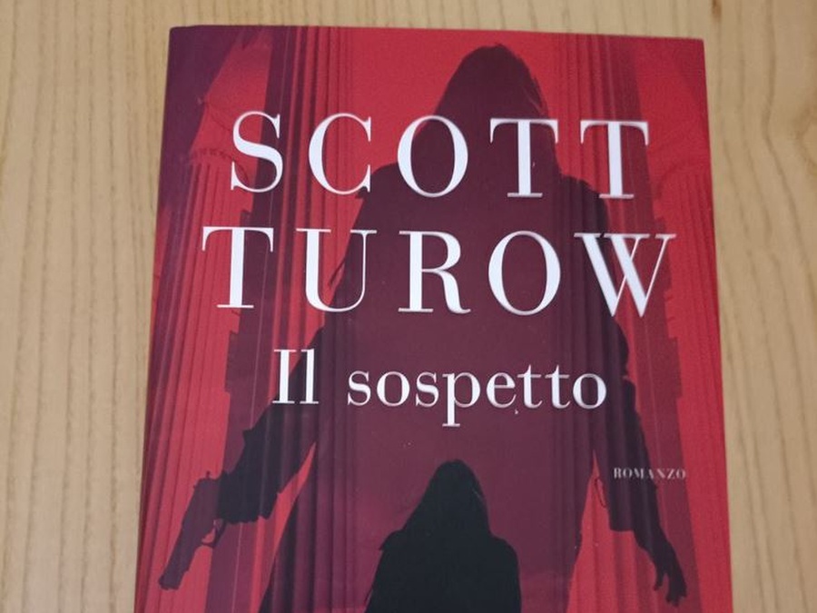 La nostra biblioteca - Scott Turow - Il sospetto - Una donna cade, un'altra le tende la mano