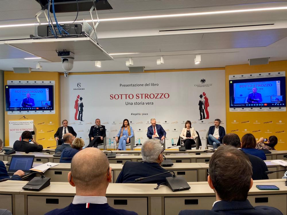 Confcommercio: presentato il libro Sotto strozzo. Una storia vera