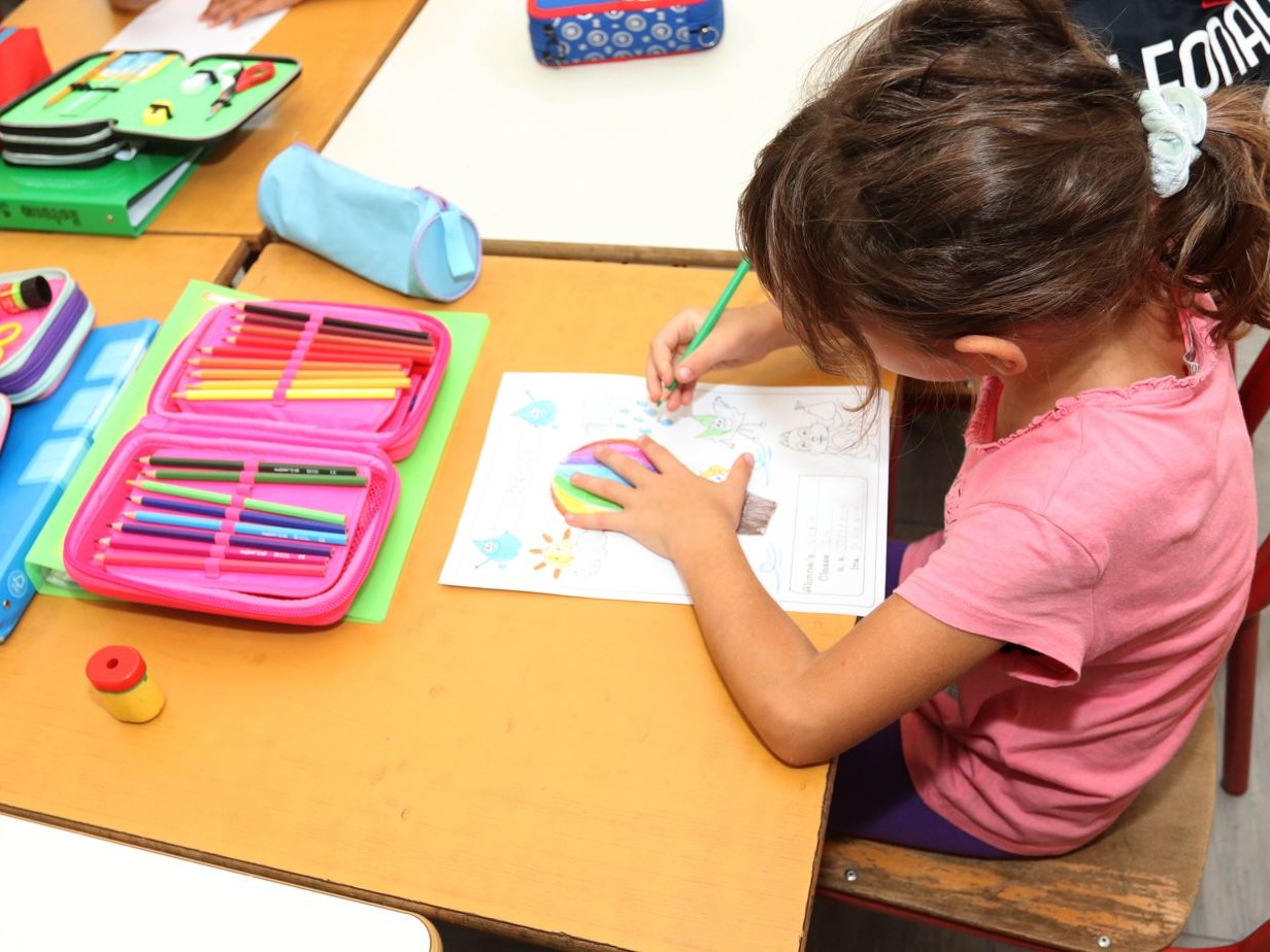 Scuola, aumentano alunni con disabilità e docenti di sostegno ma il 57% cambia insegnante ogni anno