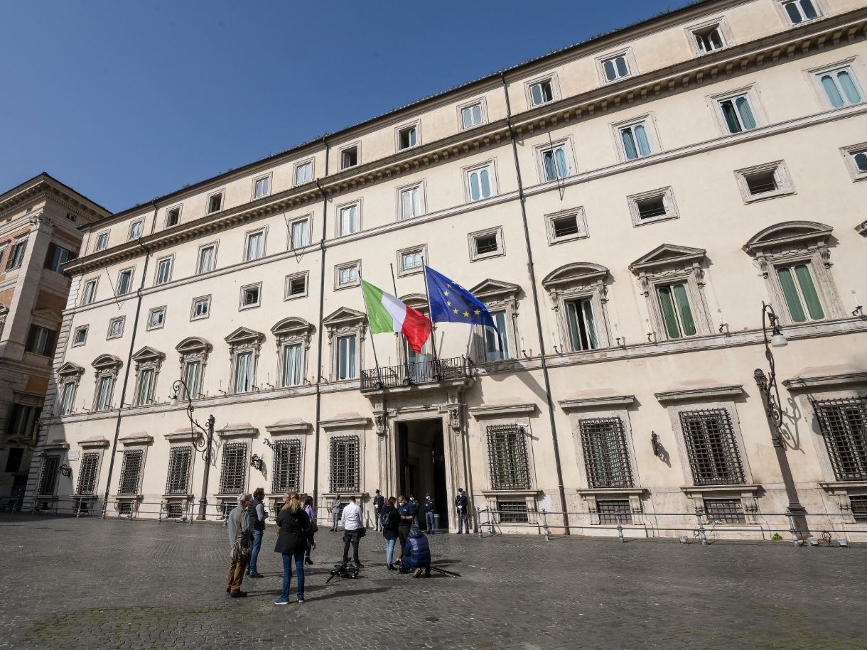 Decreto Sostegni: gli 8 provvedimenti chiave della bozza che arriva in Cdm per l’approvazione