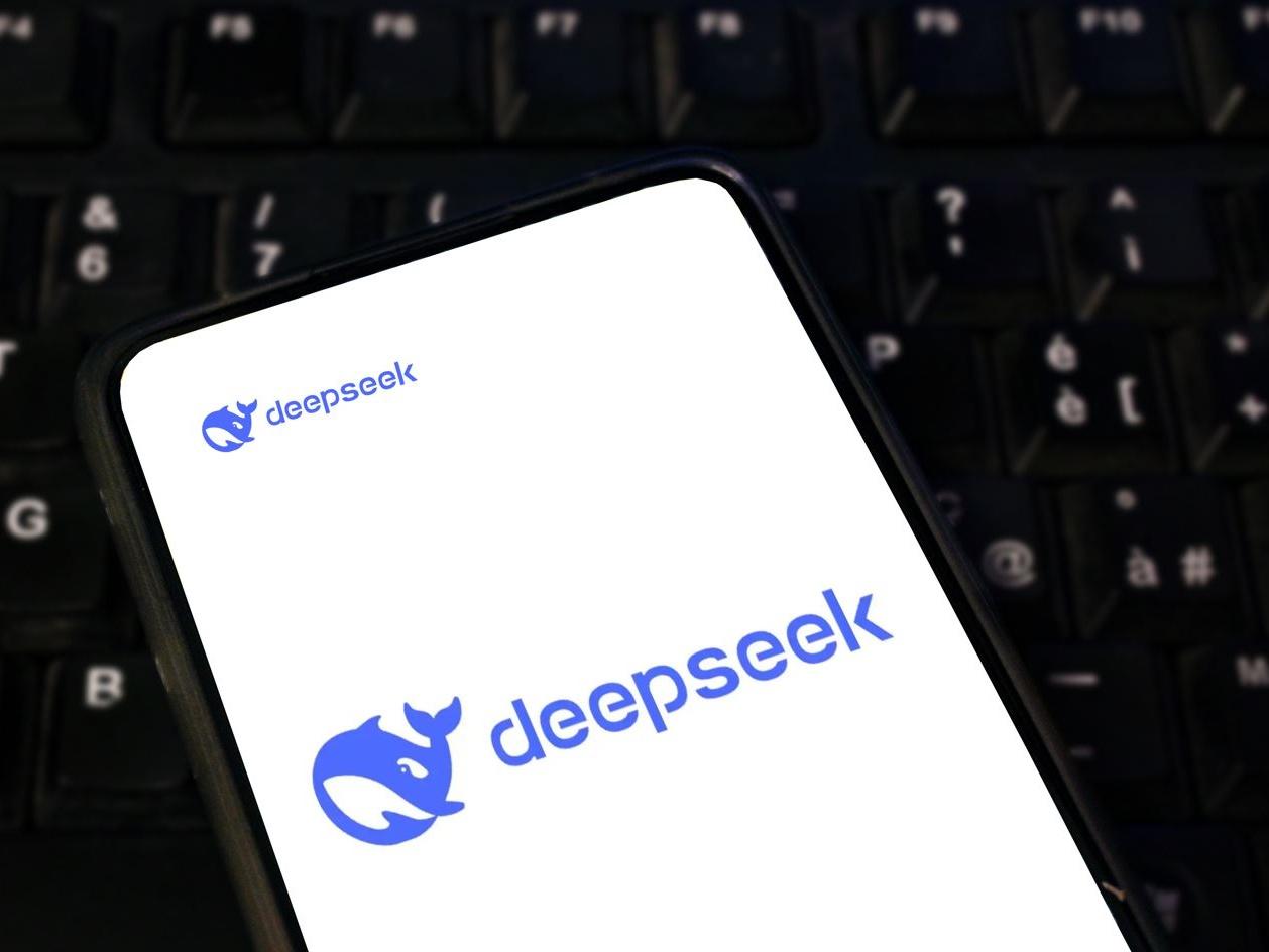 DeepSeek: l’assalto silenzioso che agita la geopolitica dell’IA
