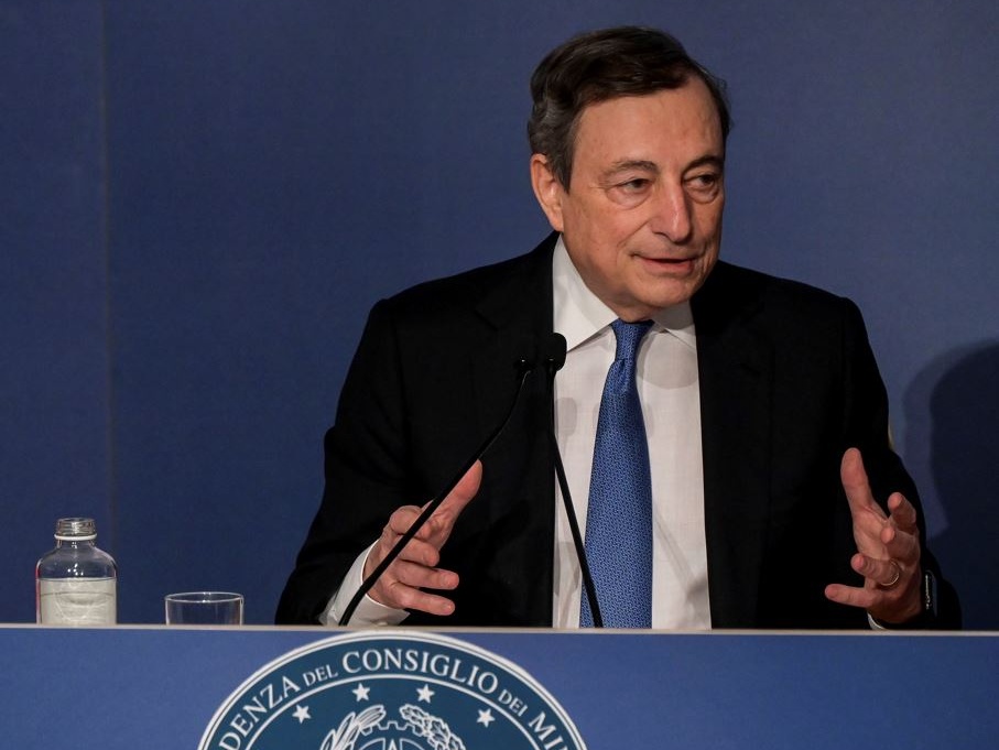 Quirinale: un domino che mischia poltrone e ambizioni