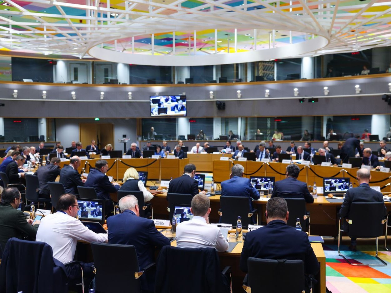ReArm, all’Ecofin la spinta per andare oltre. La Commissione apre alla revisione