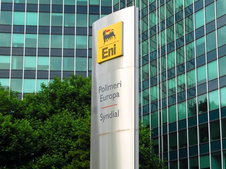 Eni: Coral-Sul FLNG pronta a salpare per il Mozambico
