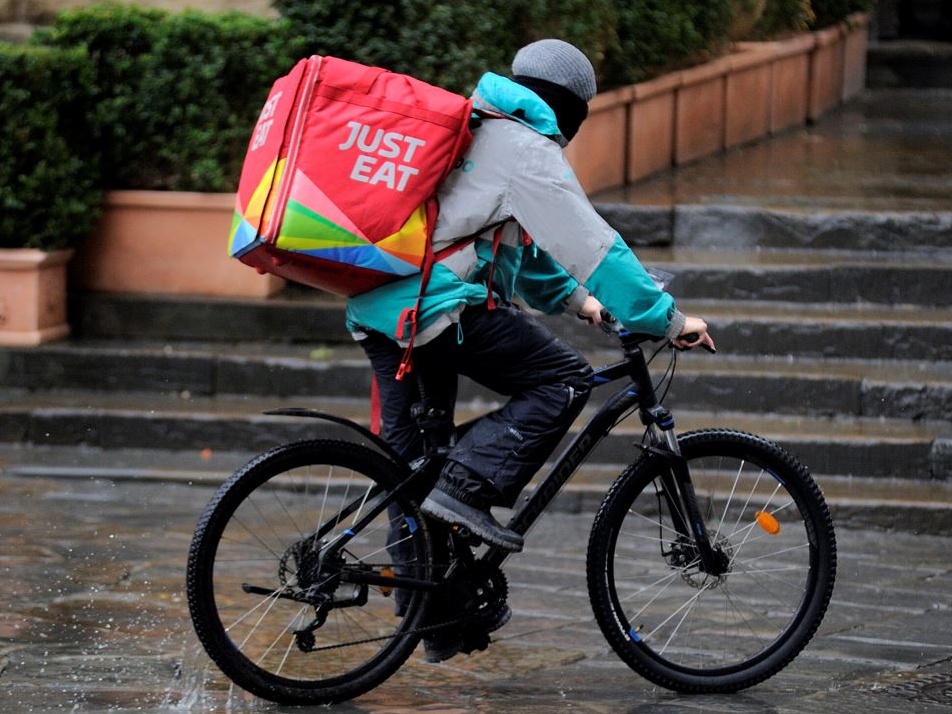 Coldiretti: Troppe quarantene a Capodanno: previsto record per il food delivery