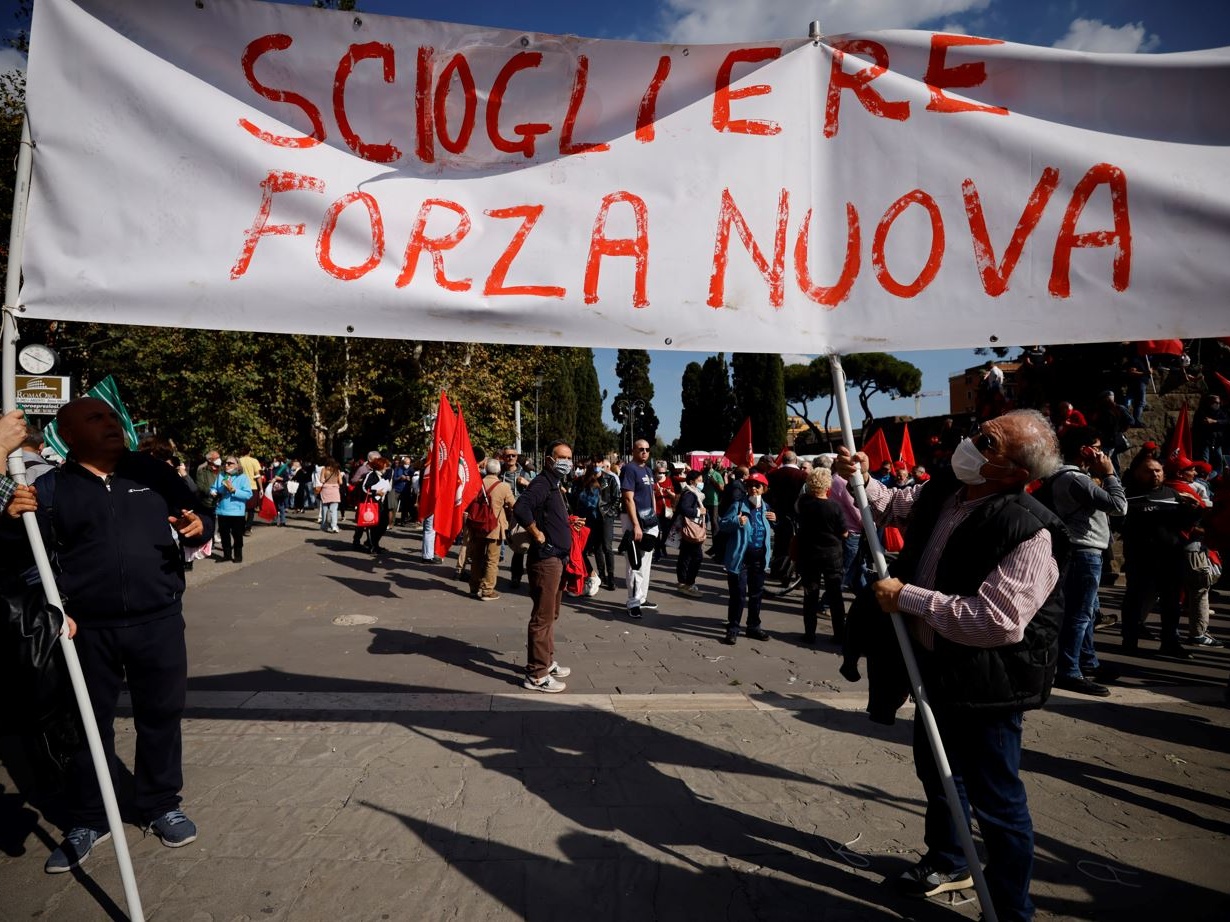 Scioglimento gruppi neofascisti: Landini scrive a Draghi, tirandolo per la giacchetta