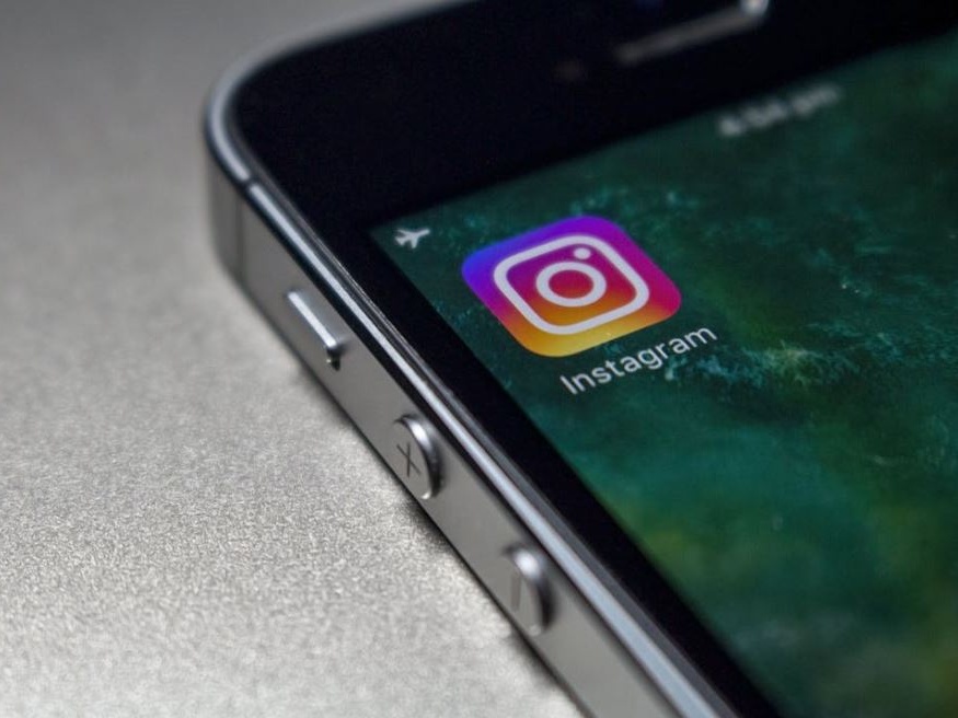 Social media: il 77% degli italiani segnala un aumento di contenuti non sicuri