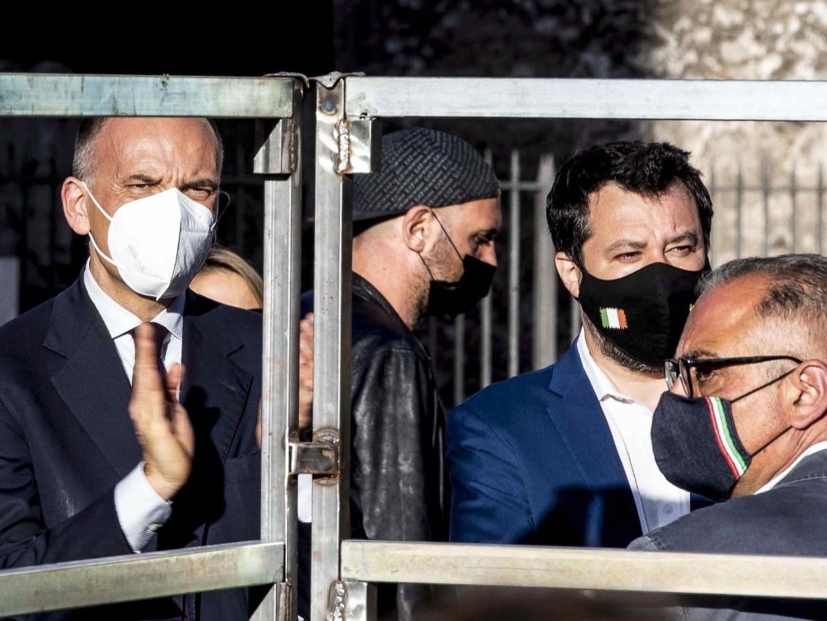 Quando parla Letta, Salvini si sfrega le mani