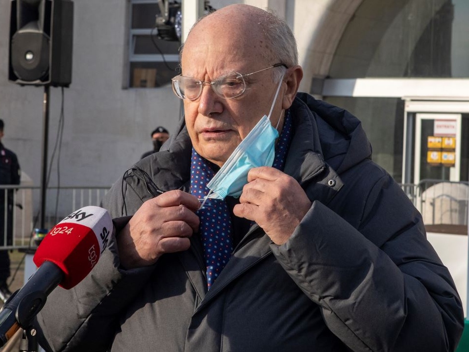 Nei talk show sulla pandemia chi dissente è messo all'angolo