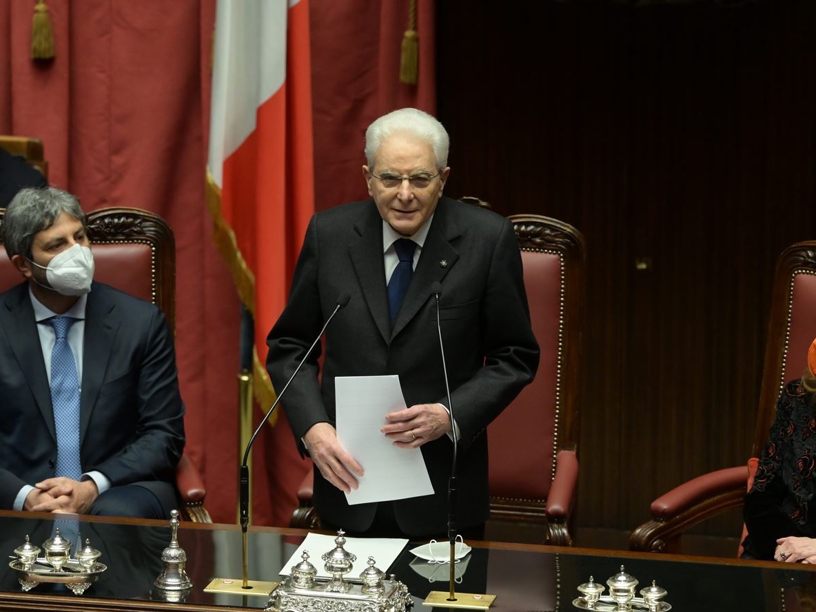 Mattarella ha giurato: il testo e il video del suo discorso al Parlamento e ai delegati regionali
