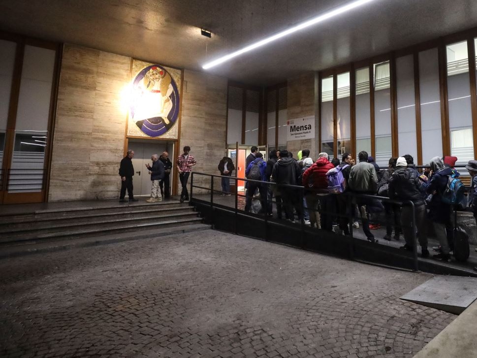 Caritas, povertà ai massimi storici: tocca un italiano su 10