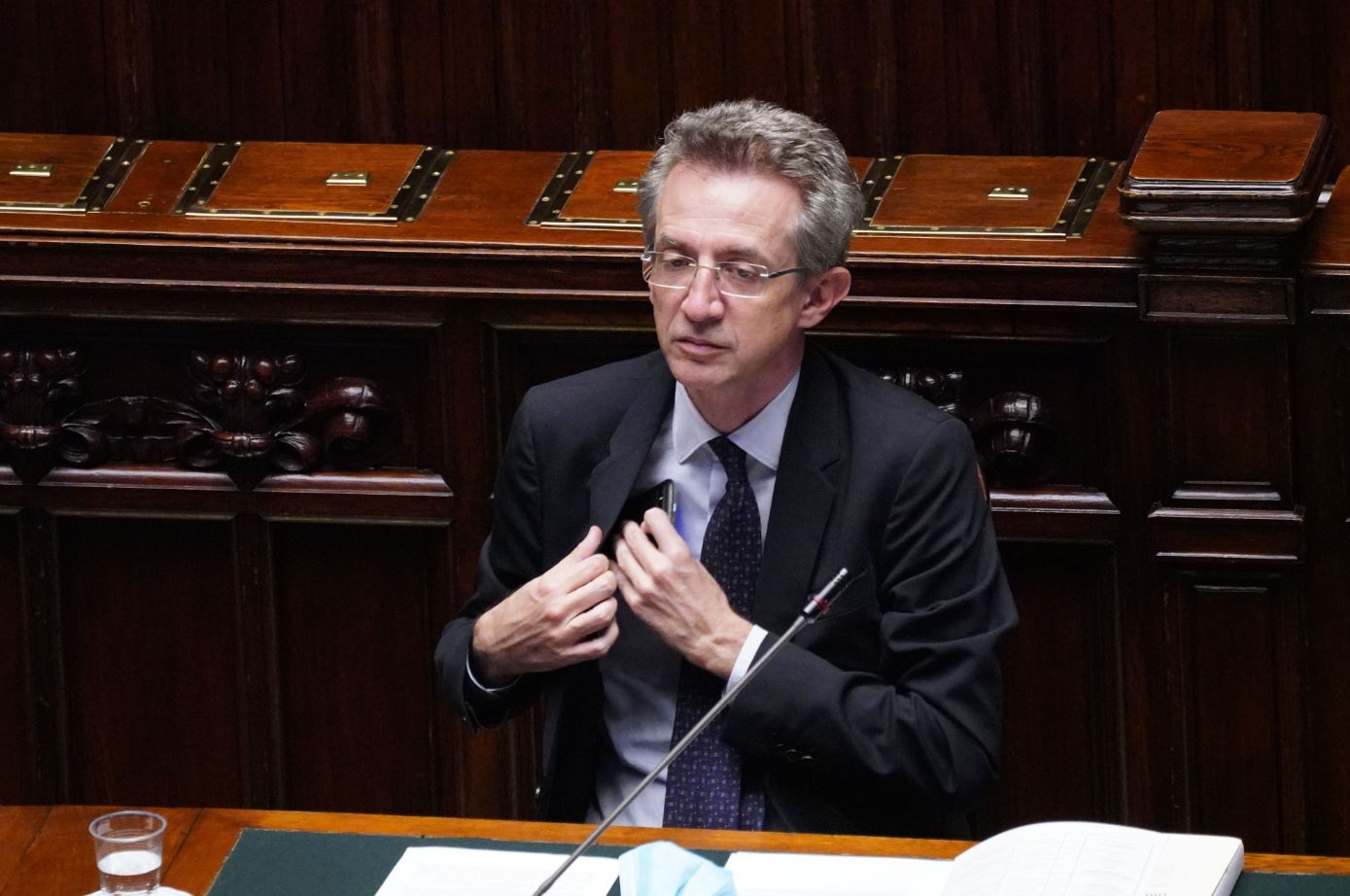Università, il ministro Manfredi: Lezioni con un sistema misto distanza-presenza