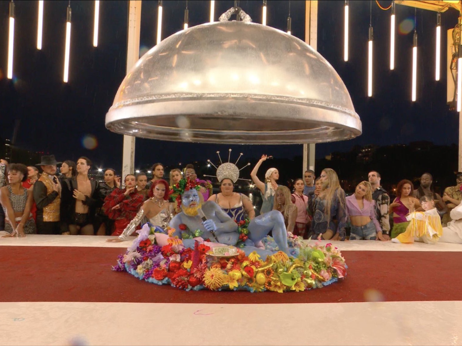 Parigi 2024: cosa c'entra con l'arte offendere il cristianesimo e i suoi simboli?