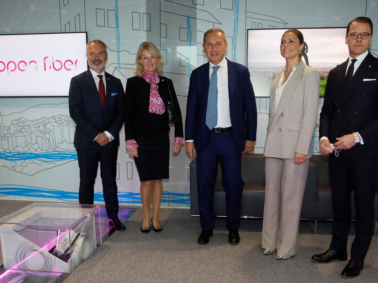 La Principessa Ereditaria Victoria di Svezia in visita alla sede centrale di Open Fiber