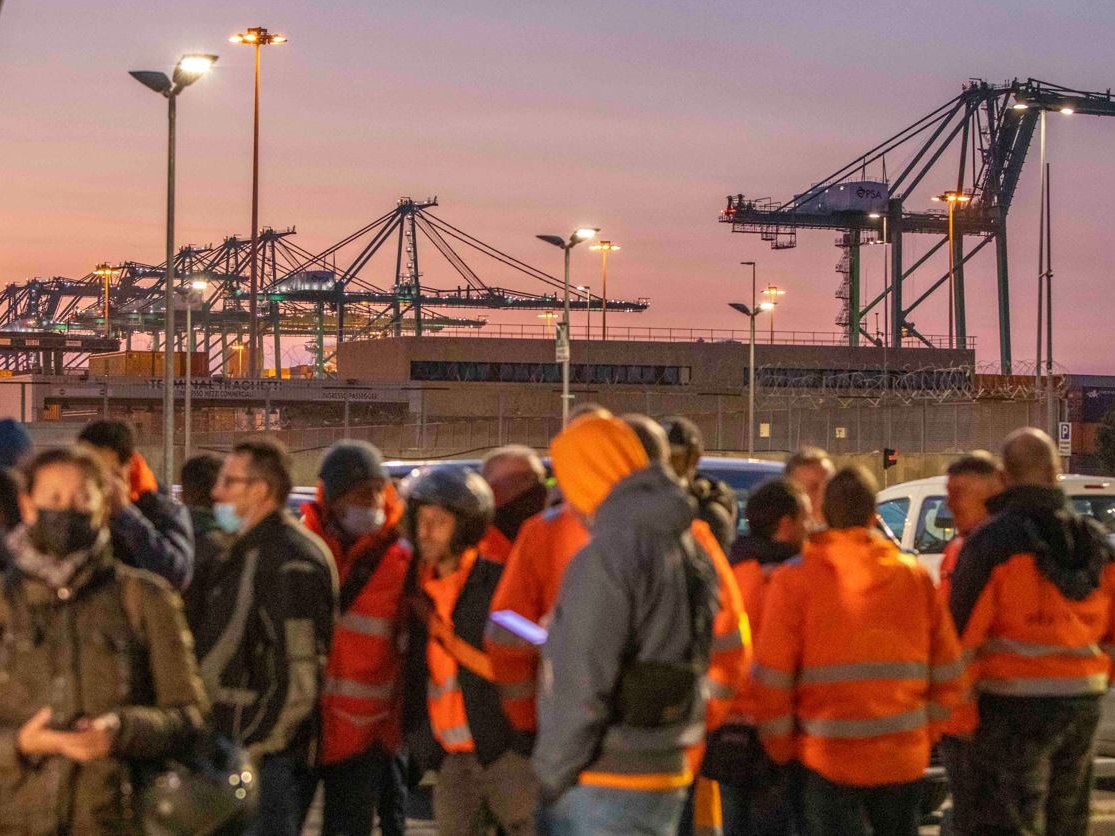 Green pass e proteste: l'Italia davanti alle sue contraddizioni