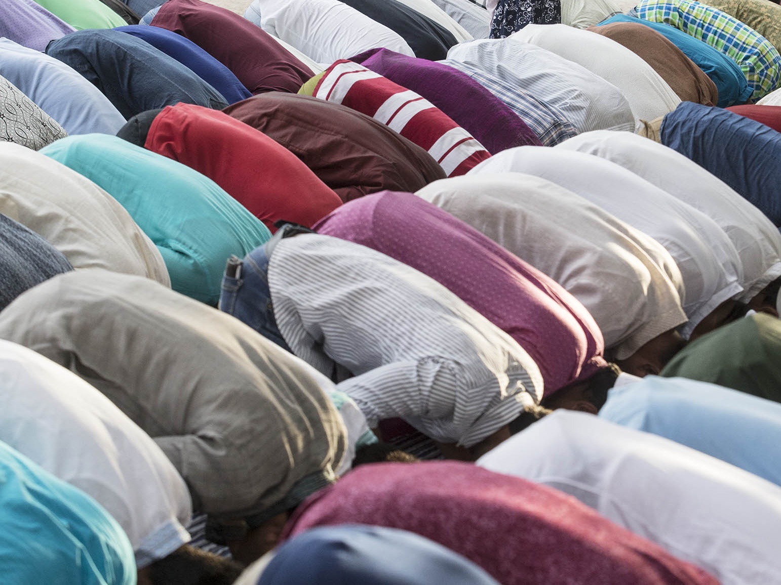 Cominciato il Ramadan, tra digiuno rituale, preghiera e buone azioni